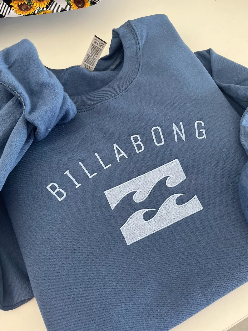 Classic Streetwear Sweatshirt Hoodie - Image 3